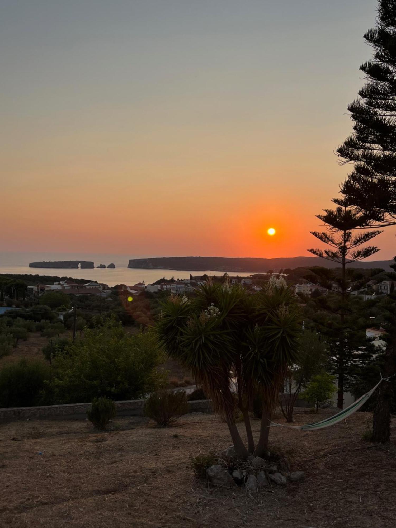 Gianna'S Guesthouse Pylos Ngoại thất bức ảnh