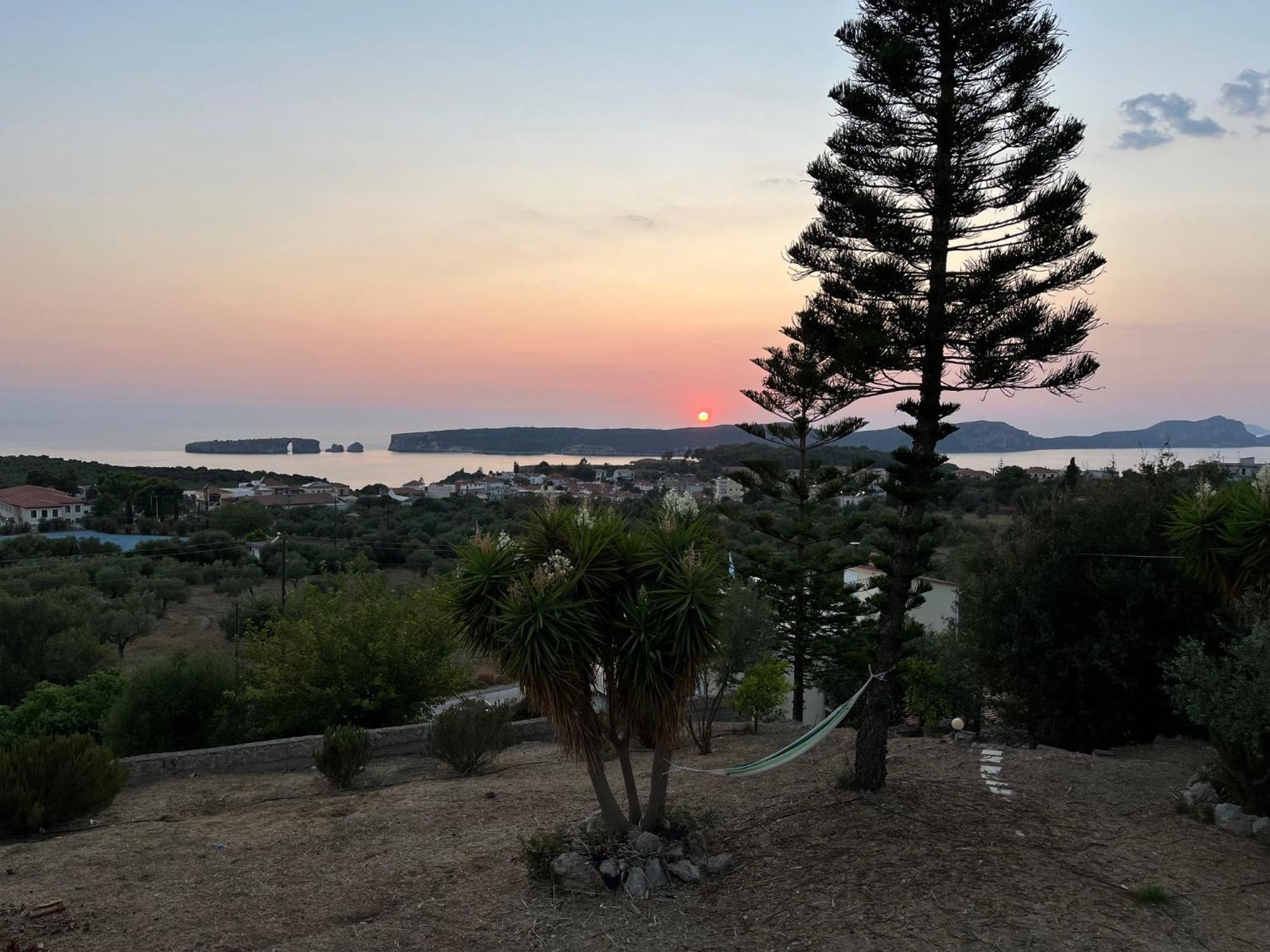 Gianna'S Guesthouse Pylos Ngoại thất bức ảnh